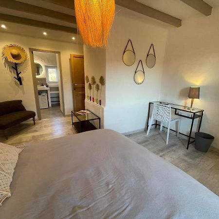 Chambres D Hotes Le Mas Julien Piscine Chauffee Adult Only Orange  Eksteriør bilde