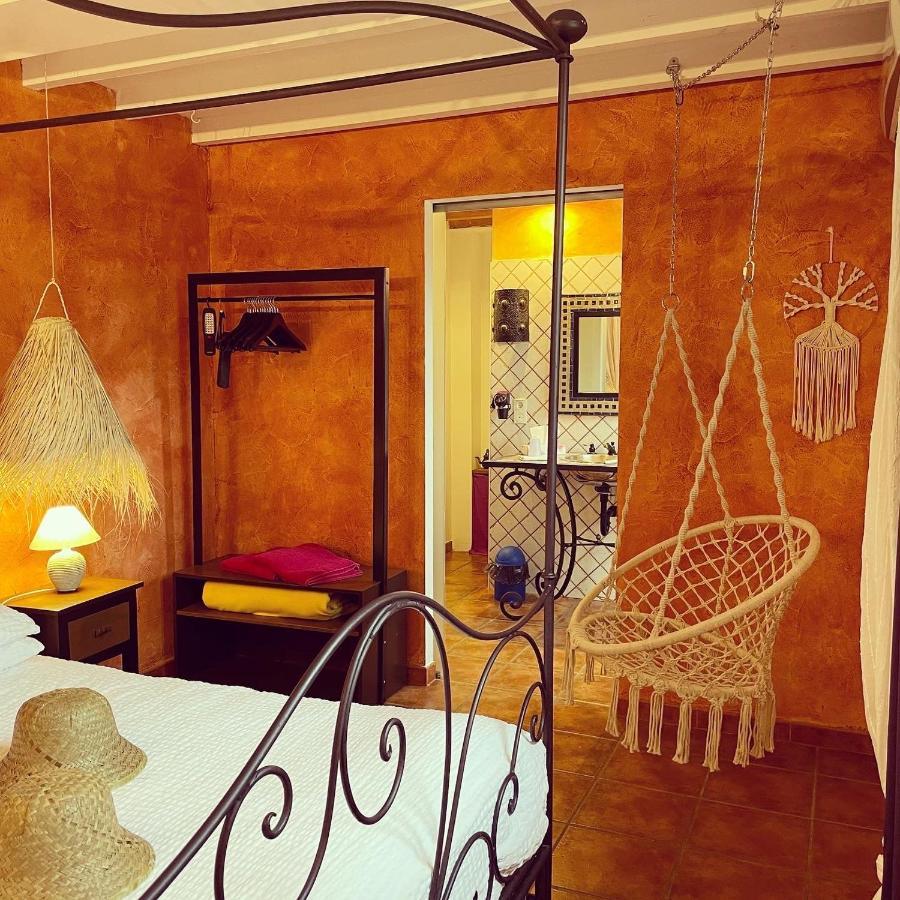 Chambres D Hotes Le Mas Julien Piscine Chauffee Adult Only Orange  Eksteriør bilde