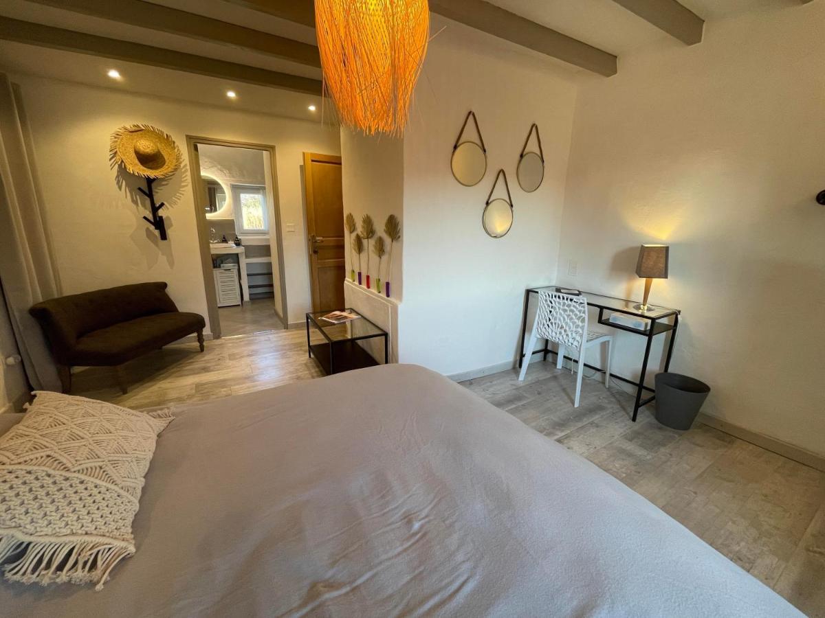 Chambres D Hotes Le Mas Julien Piscine Chauffee Adult Only Orange  Eksteriør bilde