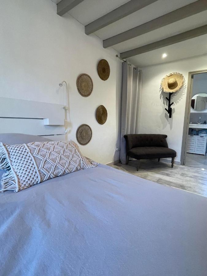 Chambres D Hotes Le Mas Julien Piscine Chauffee Adult Only Orange  Eksteriør bilde